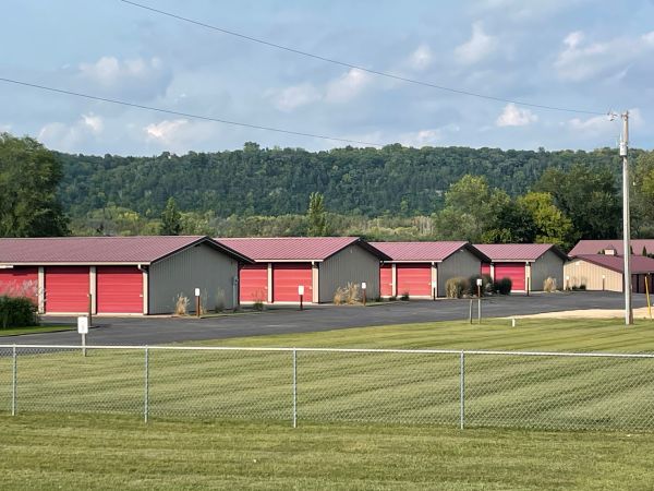 New Frontier Self Storage - Hager City - N1563 Us Highway 63