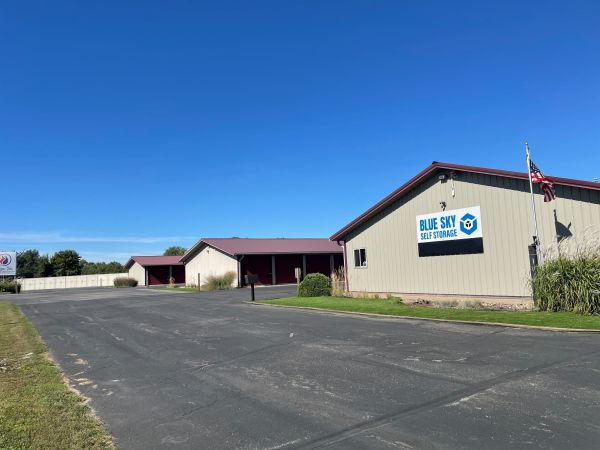 New Frontier Self Storage - Hager City - N1563 Us Highway 63