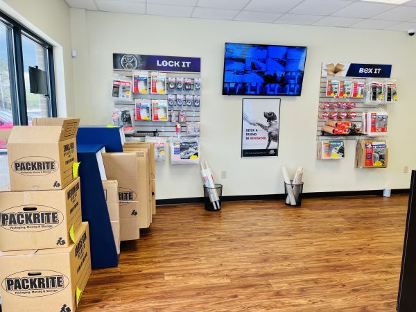 USA Storage Centers - Madison - 1689 Slaughter Road