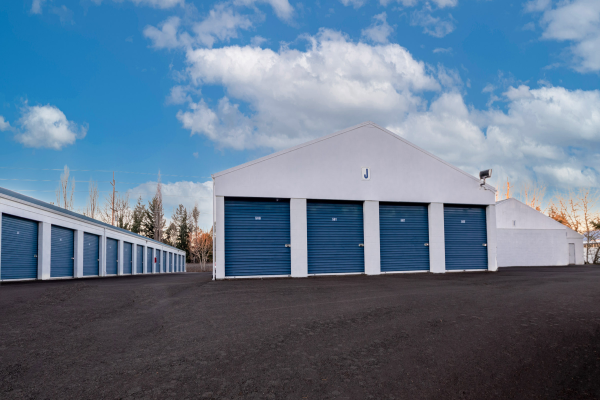 US Storage Centers - Salem - River - 2611 River Road South