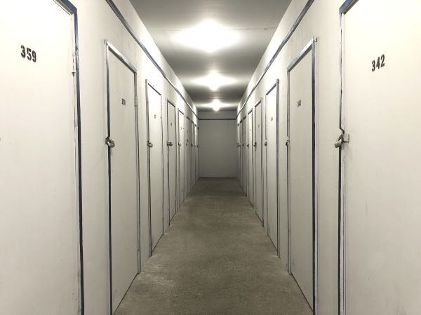 US Storage Centers - Salem - River - 2611 River Road South