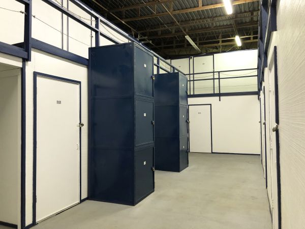 US Storage Centers - Salem - River - 2611 River Road South