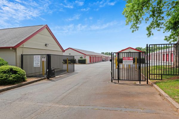 Storage Sense - Burlington - Harden - 382 Harden Street