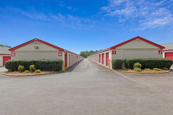 Storage Sense - Burlington - Harden - 382 Harden Street