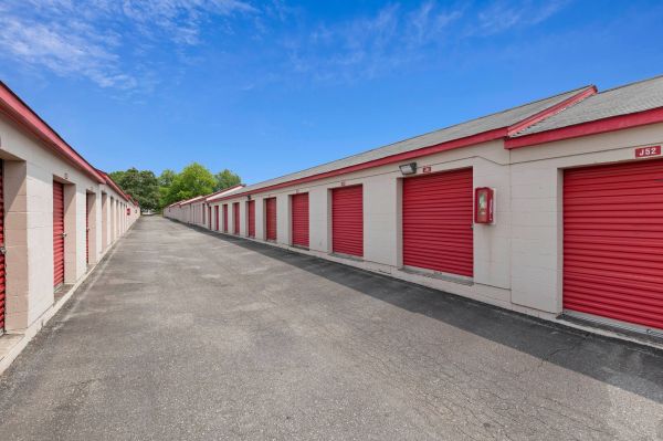 Storage Sense - Burlington - Harden - 382 Harden Street