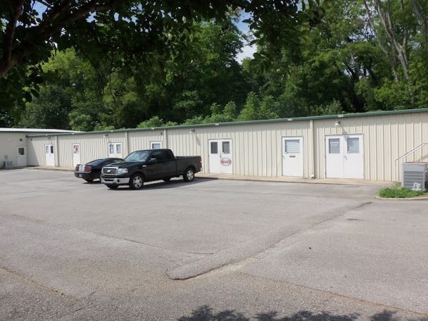 The WorkPlace Business Center - 2317 Meridian Street North