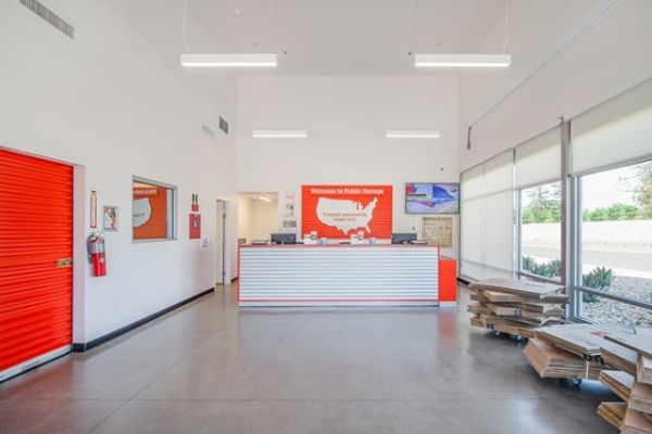 Public Storage - Modesto - 2356 Sylvan Avenue - 2356 Sylvan Avenue