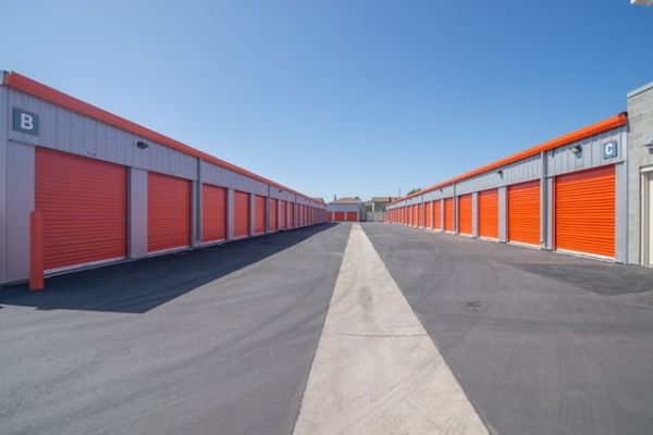 Public Storage - Modesto - 2356 Sylvan Avenue - 2356 Sylvan Avenue