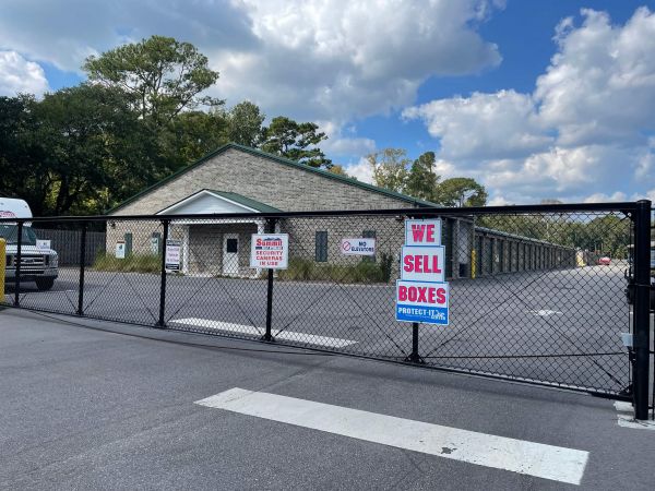 Summit Self Storage - Awendaw - 4042 North Highway 17