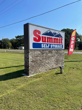 Summit Self Storage - Awendaw - 4042 North Highway 17