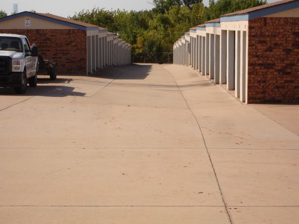 American Self Storage #4 - 1301 North Air Depot Boulevard