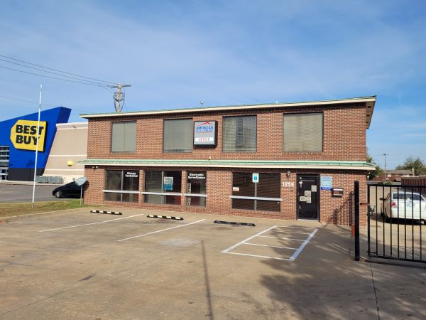 American Self Storage #21 - 1255 West Interstate 240 Service Road