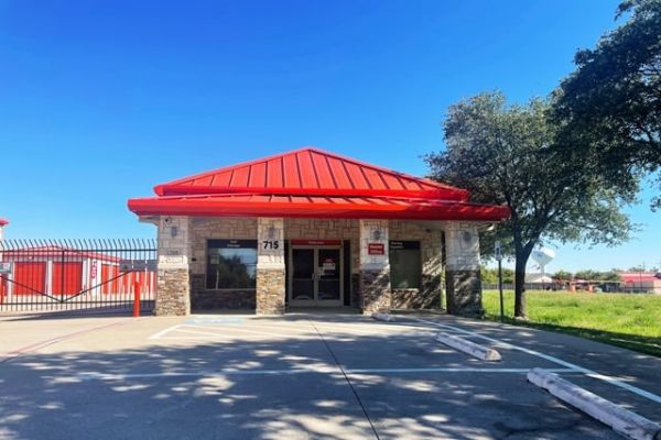 Public Storage - Arlington - 715 W Harris Rd - 715 W Harris Rd