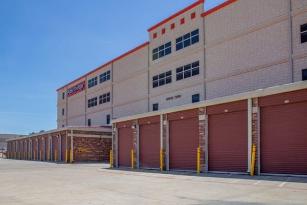 Public Storage - Carrollton - 2409 Old Denton Rd - 2409 Old Denton Rd