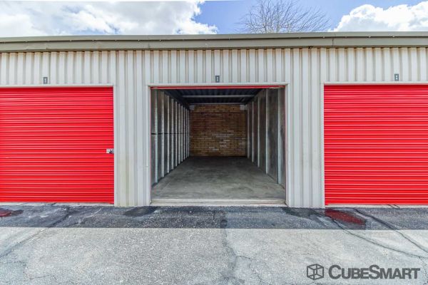 CubeSmart Self Storage - AZ Chandler North Arizona Ave - 1262 North Arizona Avenue