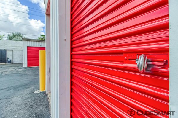 CubeSmart Self Storage - AZ Chandler North Arizona Ave - 1262 North Arizona Avenue