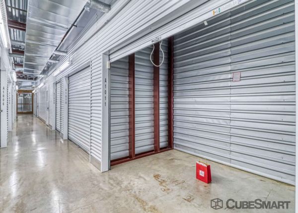 CubeSmart Self Storage - TX Houston N Shepherd Dr - 1526 North Shepherd Drive