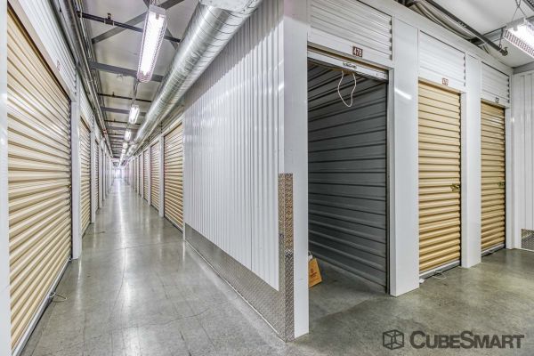 CubeSmart Self Storage - AZ Phoenix W Lower Buckeye Rd - 8230 West Lower Buckeye Road