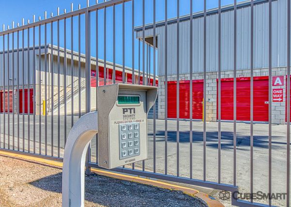 CubeSmart Self Storage - NV Las Vegas E Sunset Rd - 3869 East Sunset Road