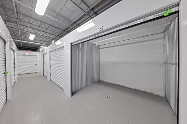 Storage Sense Upland - 115 6th Street