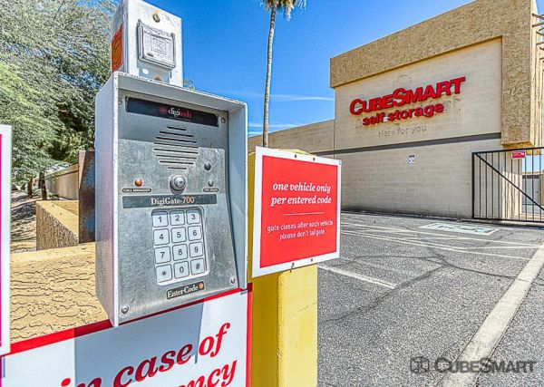 CubeSmart Self Storage - AZ Scottsdale E Doubletree Ranch Rd - 9405 East Doubletree Ranch Road