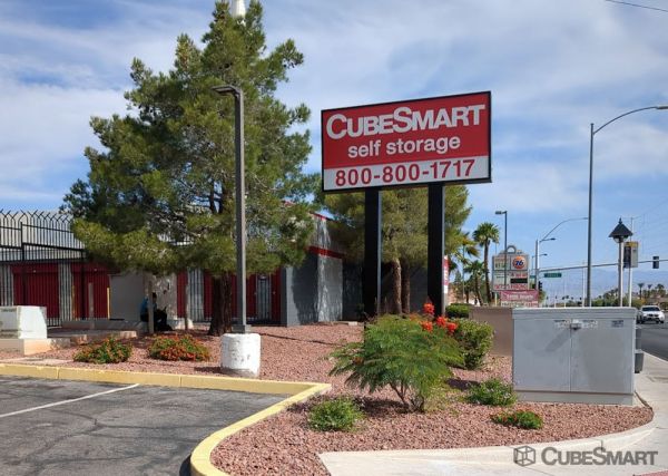 CubeSmart Self Storage - NV Las Vegas N Buffalo Dr - 1501 North Buffalo Drive