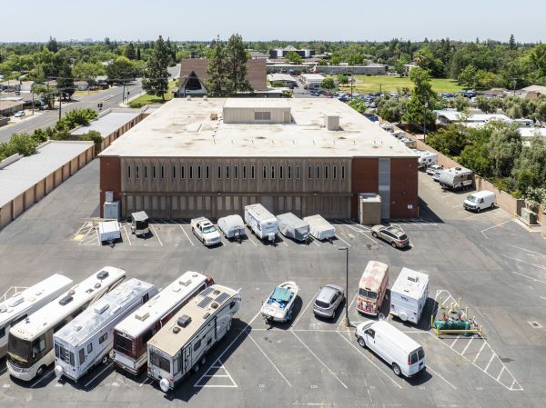 Devon Self Storage Sacramento, California - 4111 Marconi Avenue