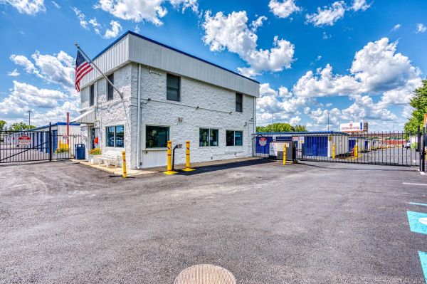 4 Storage 4 You - Bristol - 2900 Ford Road