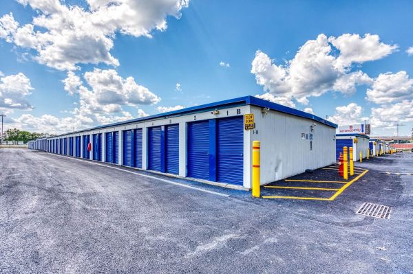 4 Storage 4 You - Bristol - 2900 Ford Road
