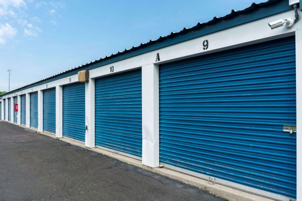4 Storage 4 You - Bristol - 2900 Ford Road