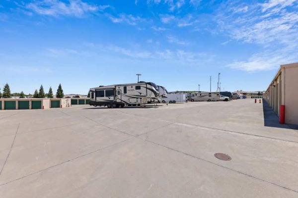 Storage Star Folsom - Nesmith - 600 Nesmith Court