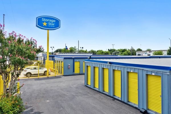 Storage Star Austin - Ben White - 405 East Ben White Boulevard