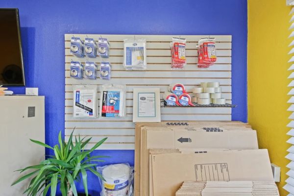 Storage Star Austin - Ben White - 405 East Ben White Boulevard
