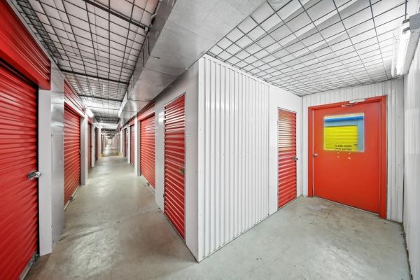 Storage Star Austin - Pond Springs - 13444 Pond Springs Road