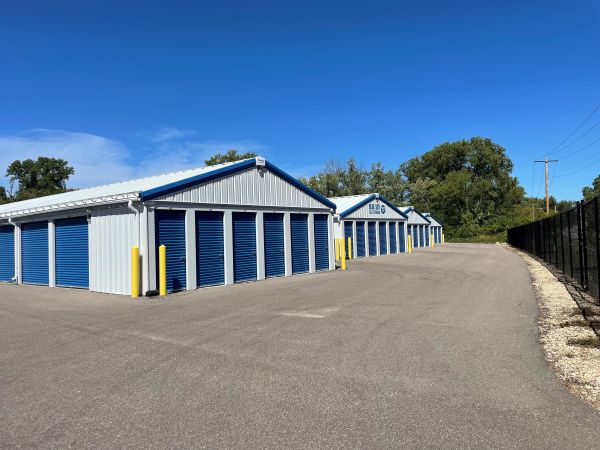 New Frontier Self Storage - Red Wing - 790 Tile Drive
