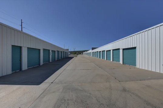Xtra Space Storage - 14720 South Stagecoach Trail