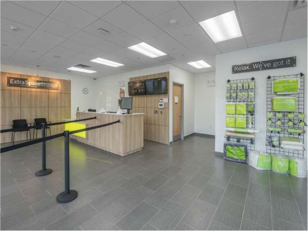 Extra Space Storage - 7217 - Garden City Park - Herricks Rd - 1 Herricks Road