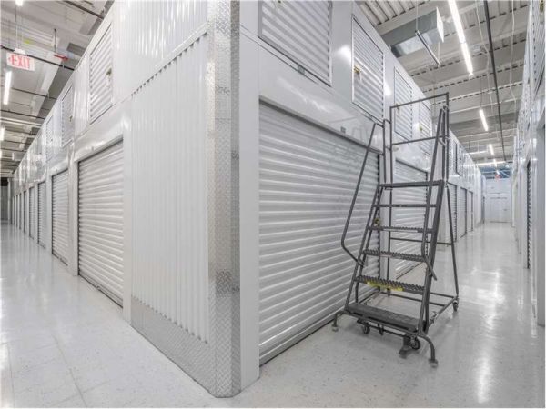 Extra Space Storage - 7216 - Oceanside - Long Beach Rd - 2525 Long Beach Road