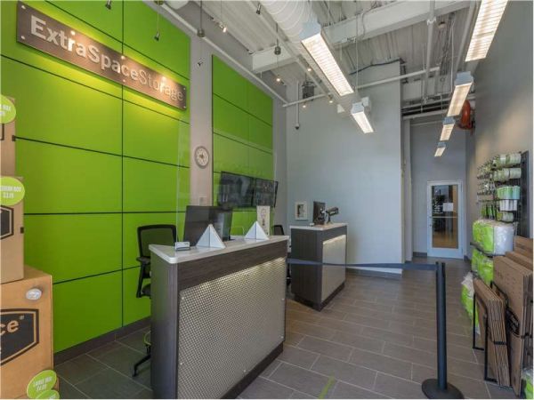 Extra Space Storage - 7218 - Hewlett - Broadway - 1150 Broadway