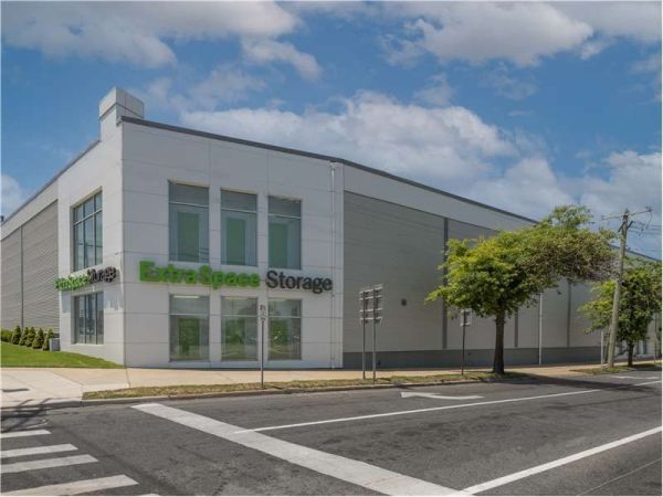 Extra Space Storage - 1896 - New Hyde Park - 2101 Jericho Tpke - 2101 Jericho Turnpike