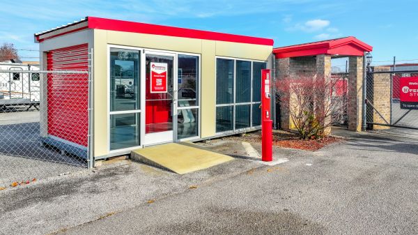 10 Federal Storage - Nolensville Rd - 7130 Nolensville Rd