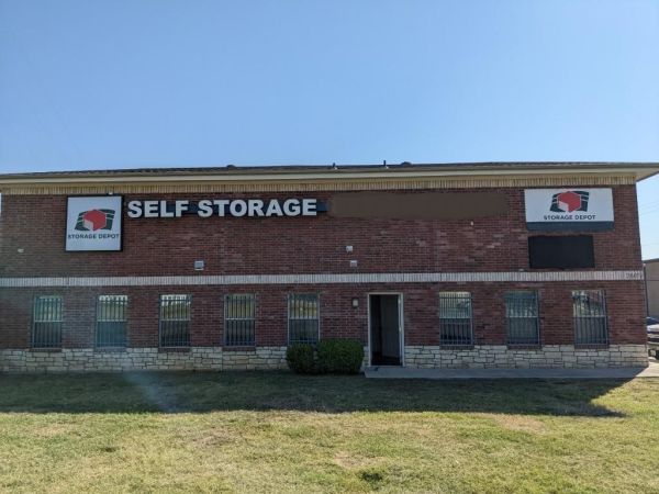 Storage Depot - Fort Worth - Self Service - 2801 East Loop 820 South