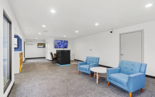 SecureSpace Self Storage Lakewood - 12611 Pacific Highway Southwest