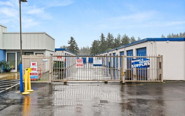 SecureSpace Self Storage Lakewood - 12611 Pacific Highway Southwest