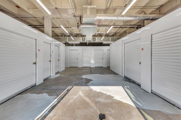 10 Federal Storage - Avenue F St - 2920 Avenue F