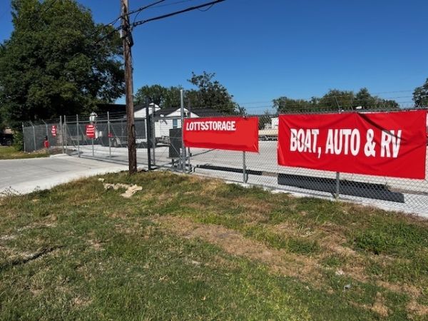 Lotts Boat, Auto and RV Storage - 2919 Beverly Road