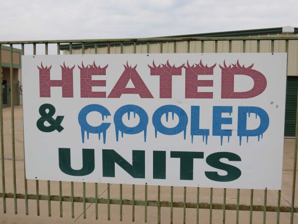 Gray Line Storage - Lee Blvd - 2801 SW Lee Blvd