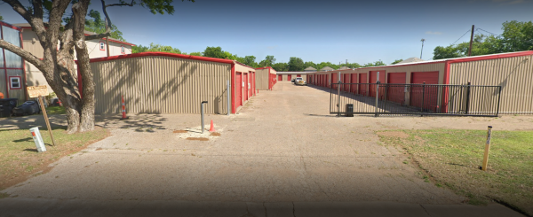 The Storage Place - Cleburne - 312 West Westhill Drive