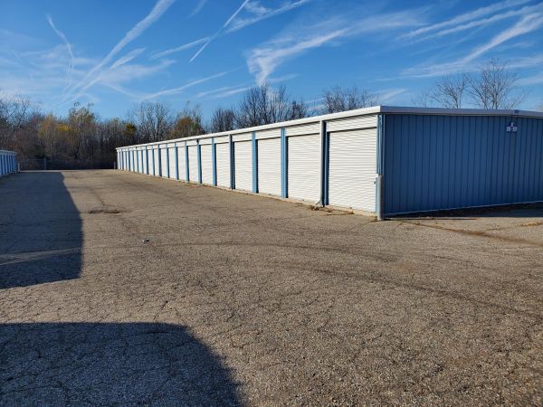 Storage Rentals of America - Grand Blanc - Fenton Rd - 7298 Fenton Road