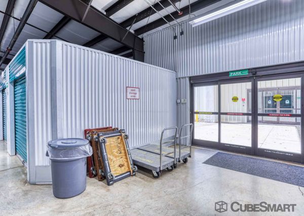 CubeSmart Self Storage - TN Chattanooga Benton Drive - 4305 Benton Drive